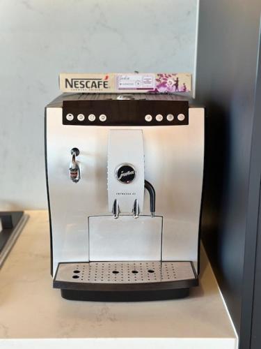 Seaside Serenity 4BR Modern Home