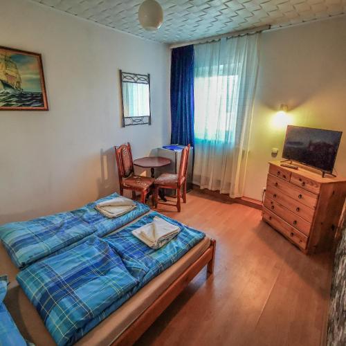 1 double bed