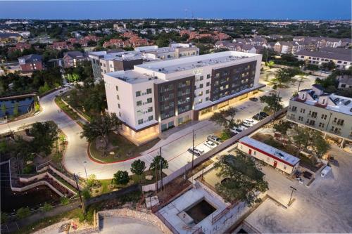 EVEN Hotel Austin Uptown near the Domain, an IHG Hotel