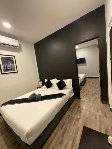 The Sky Inn – Kuantan, WV