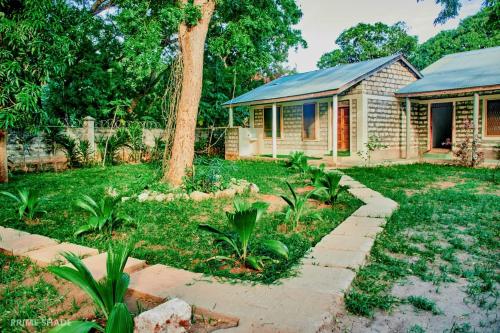 PRIMESHADE GUESTHOUSE in Malindi