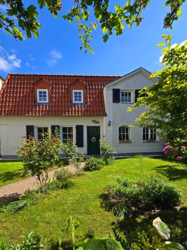 Haus mit 110qm und Garten 150m zum Wasser, Stralsund (foto 2)