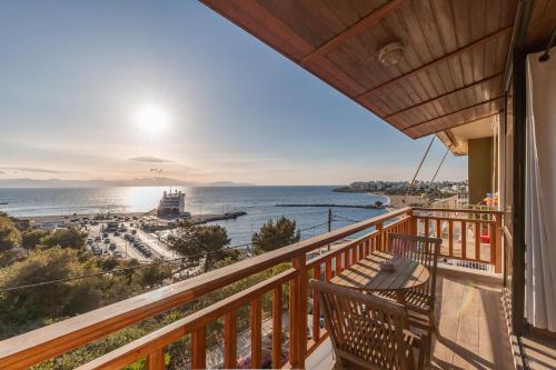 2 bedrooms, 4 beds