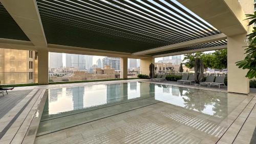 Burj Khalifa Views | 5 min walk from Dubai Mall - image 10