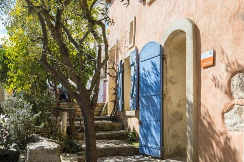 Entrance, In Provence Hotel - Experience Authentique in Venelles