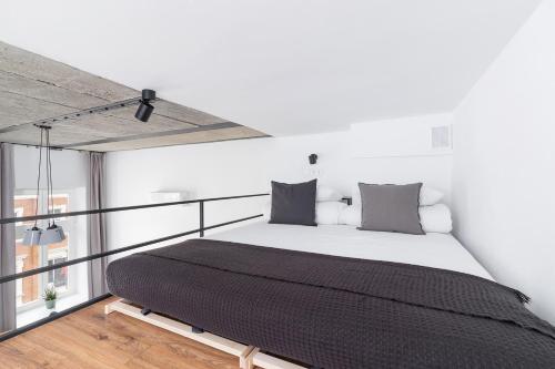 Chessboard Studio with an AC & Lift - Kazimierz