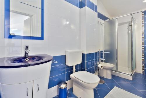 AURORA house with apartments - image 5