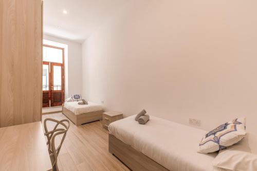 ORSOLA - New 2 BEDROOM Apartment, Valletta (photo 8)
