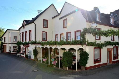 Hotel zum Josefshof - Accommodation - Graach