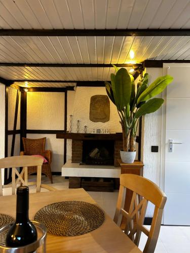 Guidos Place Souterrain Apartment in 安德納赫