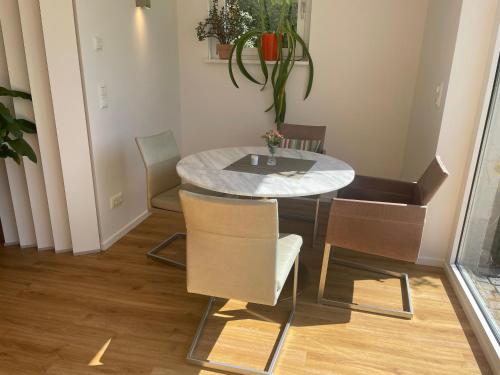 SONNENWEG Designwohnung mit Gartenblick in Plauen