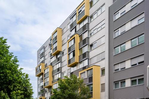 Apartment with Balcony image 6