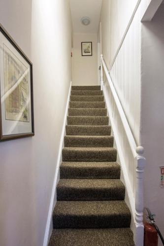 เดอะ คอร์เนอร์ เฮาส์ (The Corner House) in โฟรมี