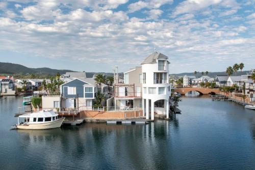 Waterfront 17 Quay West - image 3