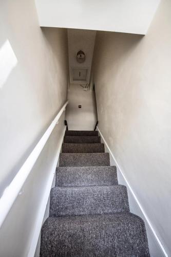 เดอะ คอร์เนอร์ เฮาส์ (The Corner House) in โฟรมี