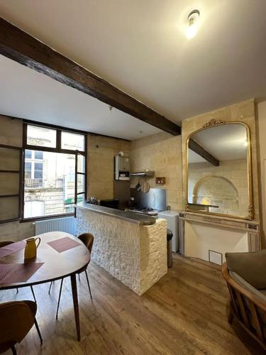 Unforgettable Stay Heart of Bordeaux Historical City Center, Bordeaux (Foto 3)