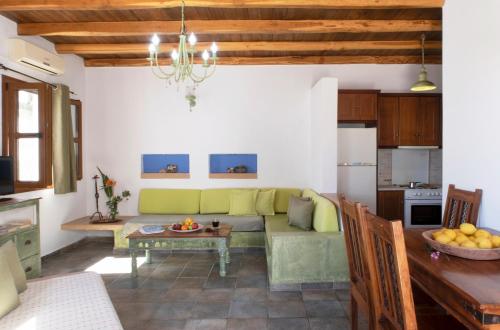 Panteli Beach Hotel in Leros