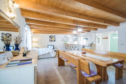 virtuve, Villa Sandi, mediterranean Villa with pool and jacuzzi in Jakačići
