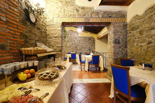 Étterem, Albergo Della Posta in Bracciano