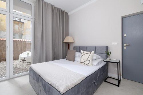 Studio Apartment With Terrace -Starowślna 43, Kraków