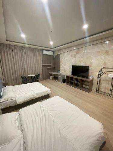 橋燈民宿 in Xinhua District