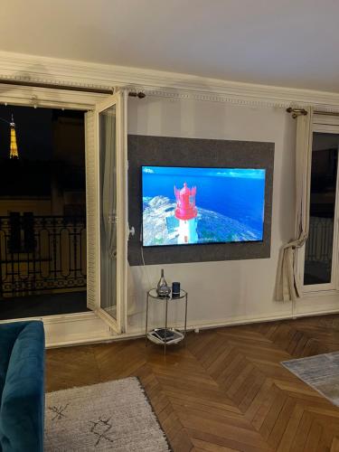 Appartement BALCON , VUE Tour Eiffel AC 5/6 P