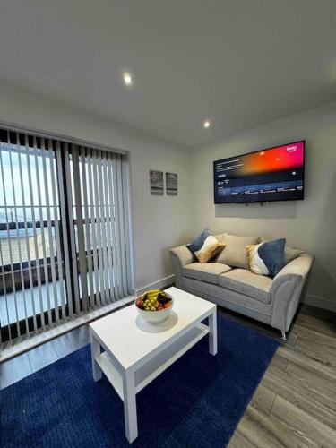 Driftwood - Hornsea Town House with Sea Views and Balconies