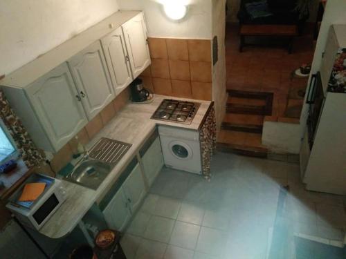 virtuve, Maison de village avec jardin in Caudies-de-Fenouilledes
