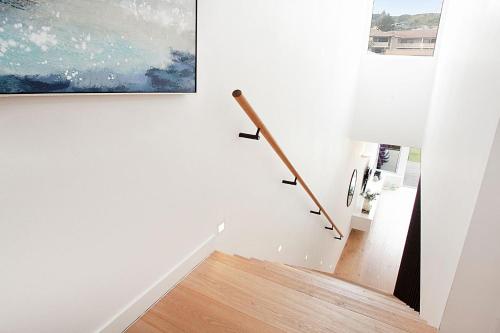 Bondi Blue - image 10