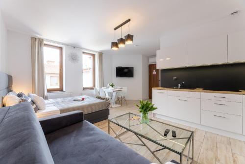 Studio Apartment image 9