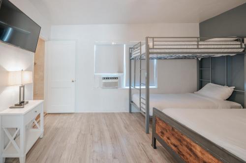 PRAIA Hotel Hollywood - image 5