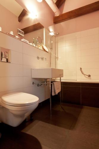 Luxury Double Room image 5