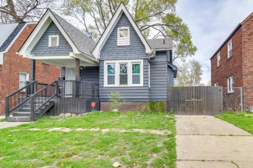 Lovely Detroit Home with Deck Near Hospitals! in Detroit, USA