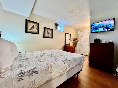 Jason's Attached Home - image 14