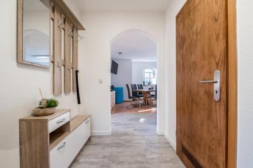 Cozyhomz Ferienwohnung bis 5 Personen mit Stellplatz, Drážďany (fotografie 5)