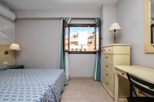 Urb Jardines de Isla Canela tercera planta by Sit Isla Canela