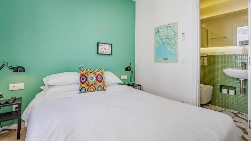 Chambre individuelle, salle de bain privée