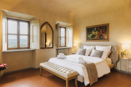Apartments Florence Villa La Medicea with swimming pool - Accommodation - Montauto