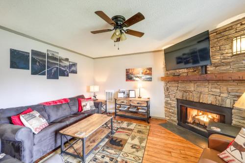 Beech Mountain Vacation Rental with Resort Perks!