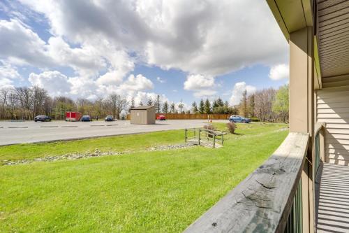 Beech Mountain Vacation Rental with Resort Perks! in Beech Mountain, USA