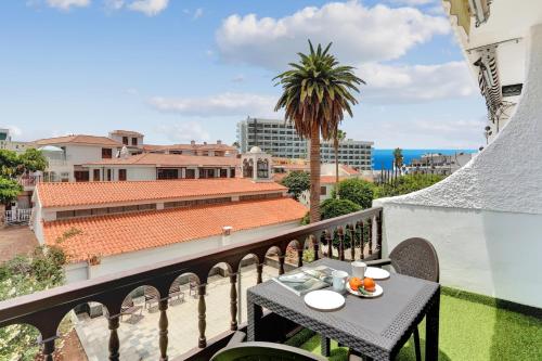 EL PUEBLO HERMOSO, Los Gigantes, Sea View, Terrace