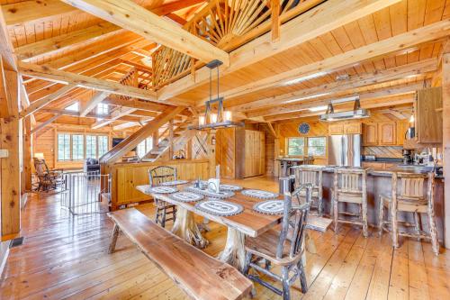 Exquisite Cabin with Deck and Fire Pit, 10 Mi to Lake