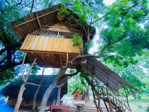 Yala Village Eco Tree House