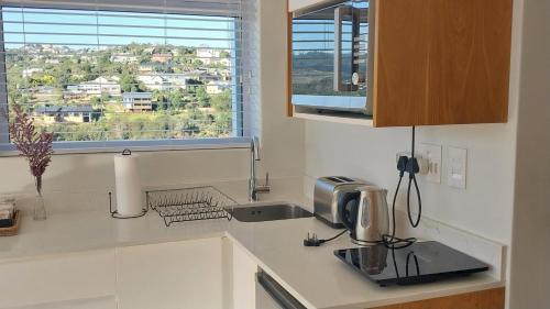 Knysna Private Estate Lagoon - Garden Apartments- Secure Estate in คานอนคอป