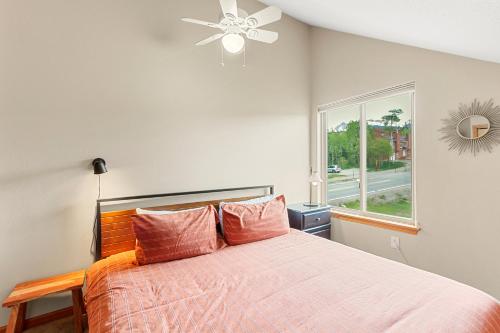 Mountain Escape New by Great Western Lodging in Silverthorne, USA