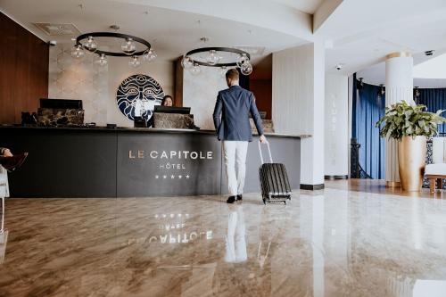 Le Capitole Hotel