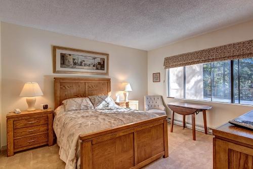 Mountainwood 104 by Great Western Lodging in Breckenridge, USA
