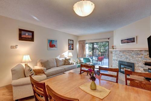 Mountainwood 104 by Great Western Lodging in Breckenridge, USA