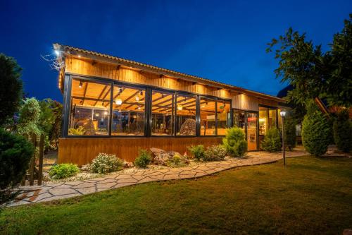花園, Karaöz Sapphire Bungalows (Karaoz Sapphire Bungalows) in 阿德拉桑