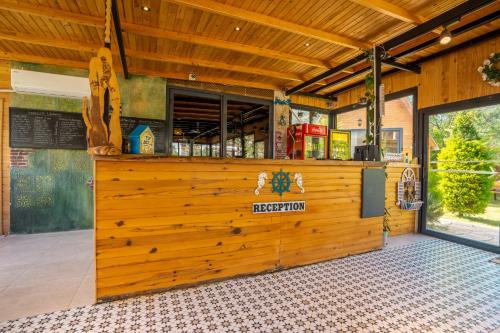 酒吧/高級酒吧, Karaöz Sapphire Bungalows (Karaoz Sapphire Bungalows) in 阿德拉桑